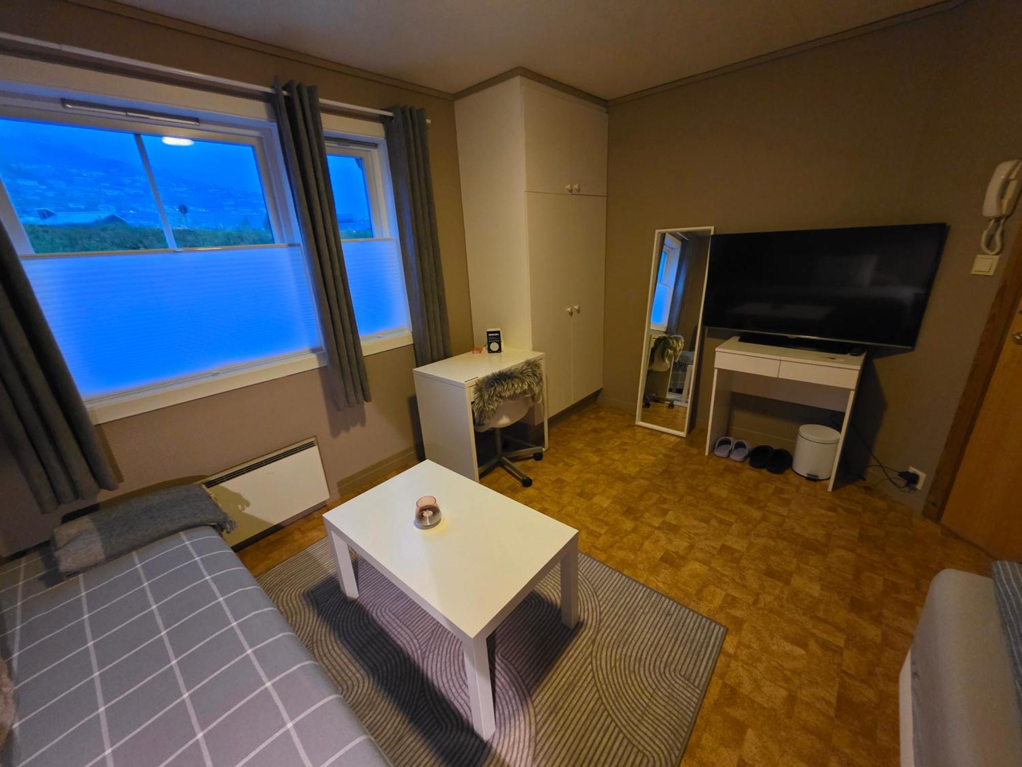 Albergue Rom Sentralt I Sogndal Exterior foto